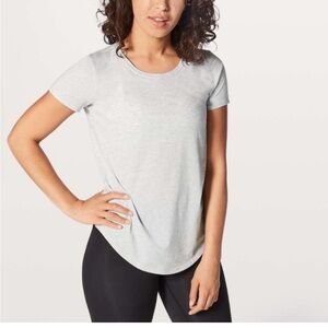 Lululemon Crewneck T-Shirt Heathered Gray Size 6